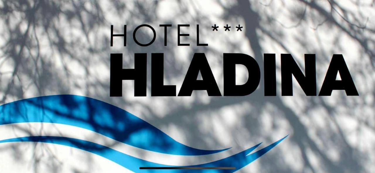Hotel Hladina Nebrich Eksteriør billede