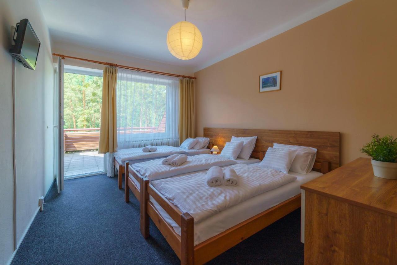 Hotel Hladina Nebrich Eksteriør billede