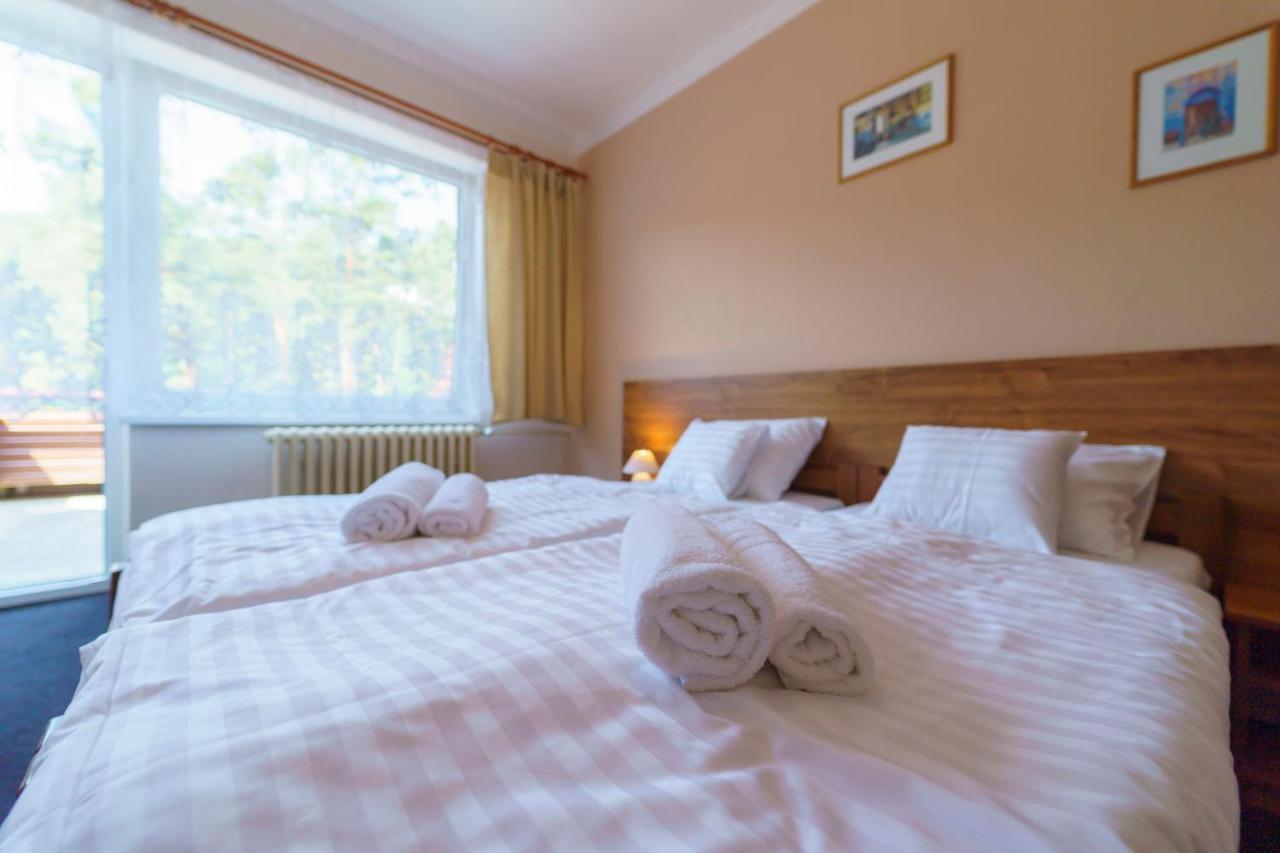 Hotel Hladina Nebrich Eksteriør billede