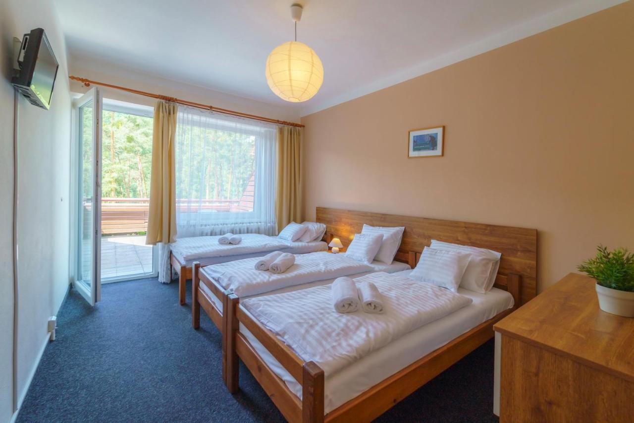 Hotel Hladina Nebrich Eksteriør billede