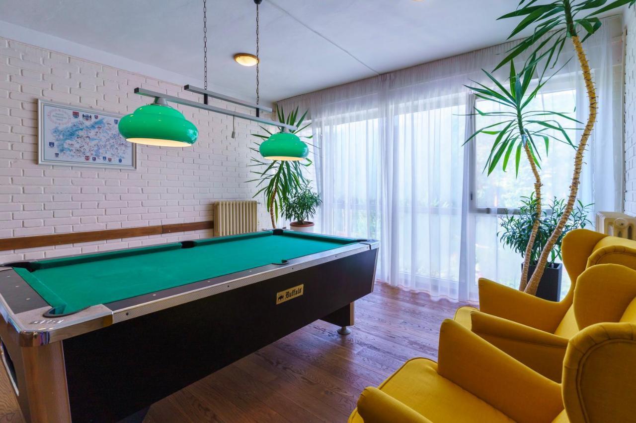 Hotel Hladina Nebrich Eksteriør billede